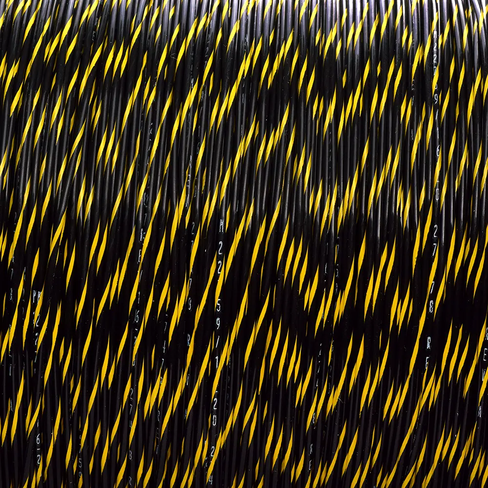 M22759/16-18-04 BLACK/YELLOW WIRE TEFZEL 18 AWG